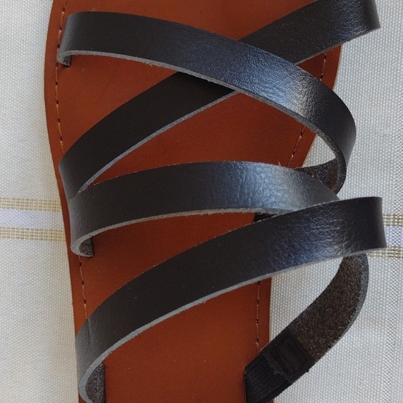 Mossimo sandals - Picture 9 of 13